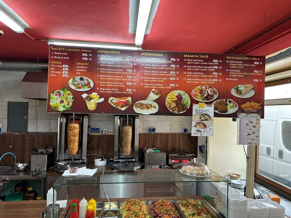 Interiér pobočky Kebab House v Českém Krumlově